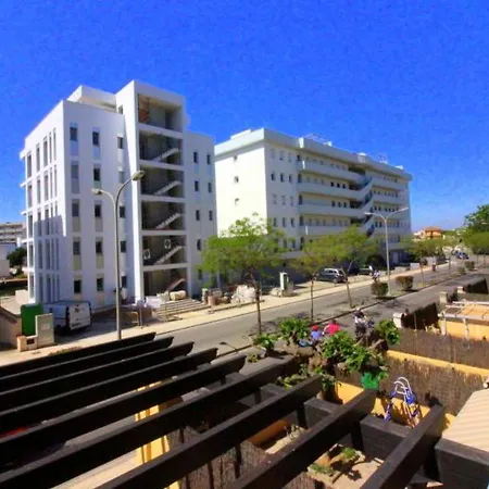 Luminoso Con Piscina, Terraza Y Parking, Cerca De La Playa En Santa Margarida - Es-228-125 Roses