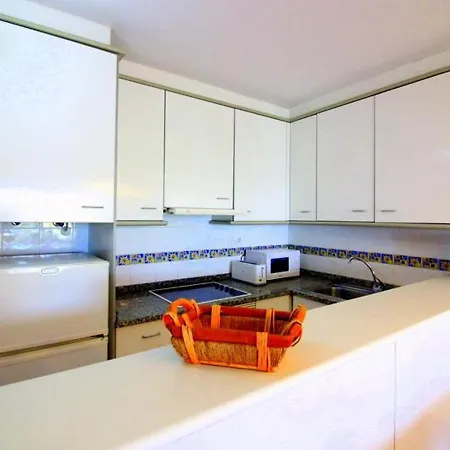Apartment Luminoso Con Piscina, Terraza Y Parking, Cerca De La Playa En Santa Margarida - Es-228-125 Roses