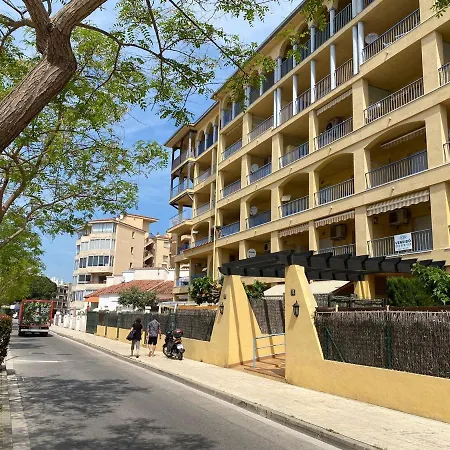 Luminoso Con Piscina, Terraza Y Parking, Cerca De La Playa En Santa Margarida - Es-228-125 * Roses